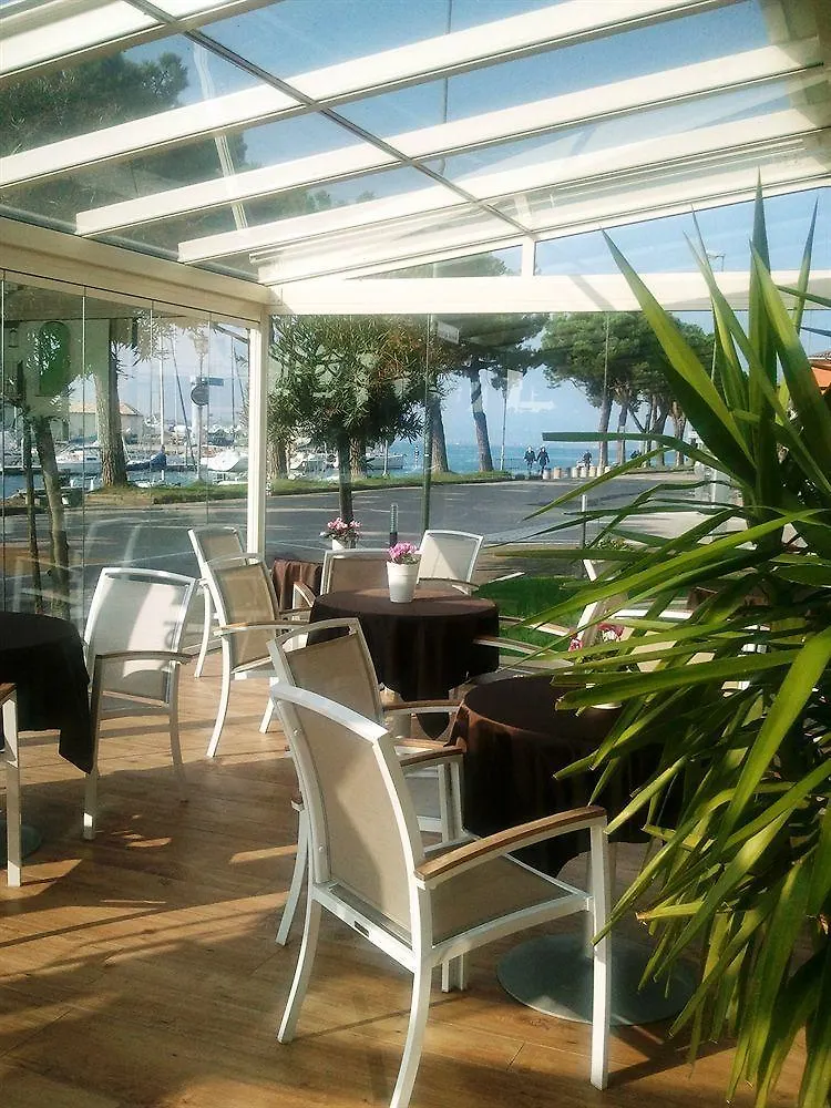 Hotel Acquadolce Peschiera del Garda 3*,  Itálie